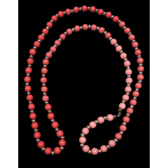 Vintage Retro Pink Red And Silver Tone Beaded Necklace - Picture 1 of 4